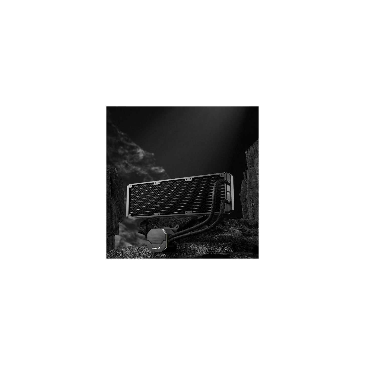LIAN LI ALC 360 – Watercooling AIO 360 mm avec pompe Asetek et ventilateurs ARGB